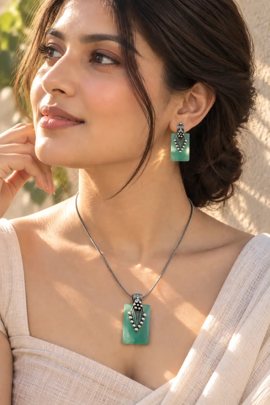 Artisan Stone Pendant Necklace Set